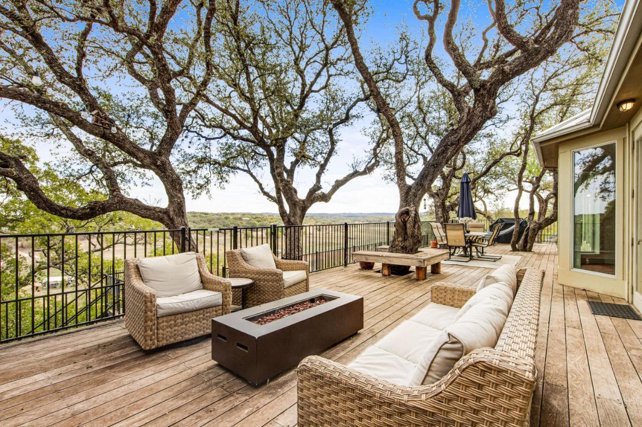 Cliff Side Oasis Villa Spicewood Kültér fotó